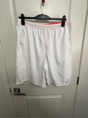 ASICS Men’s White Tennis Shorts in size XL
